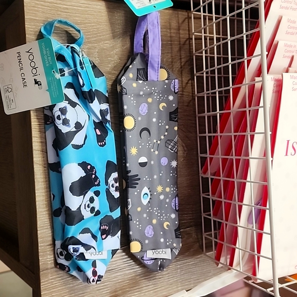 Yoobi pencil case